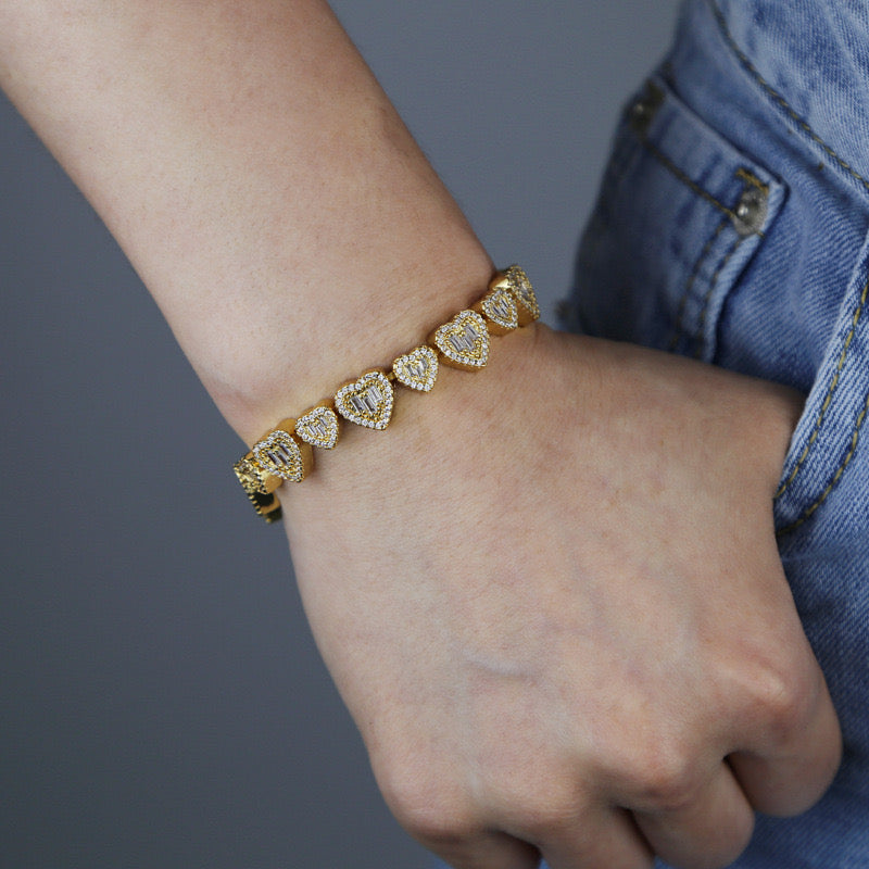 Luxe Iced Heart Tennis Bracelet (Gold / Silver)