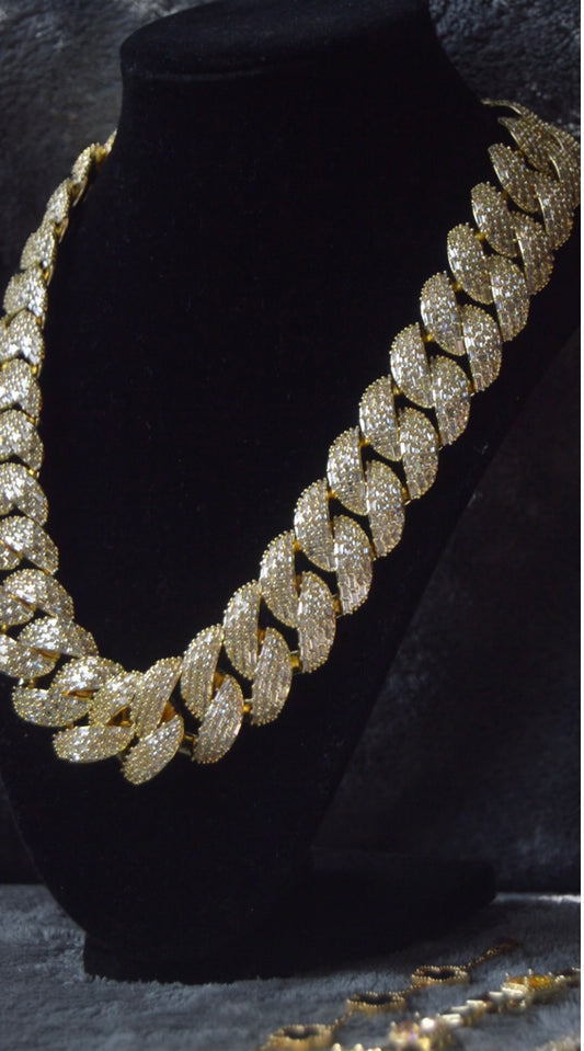14k Gold Bane Cuban Link Baguette