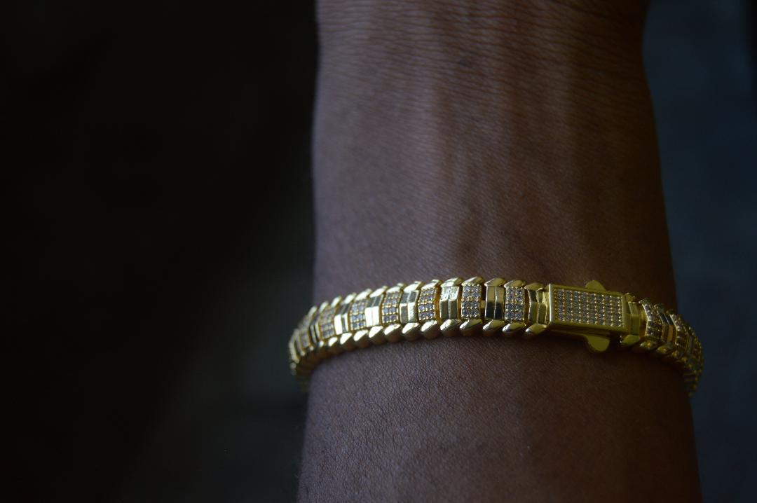 14k Gold Kings Bracelet