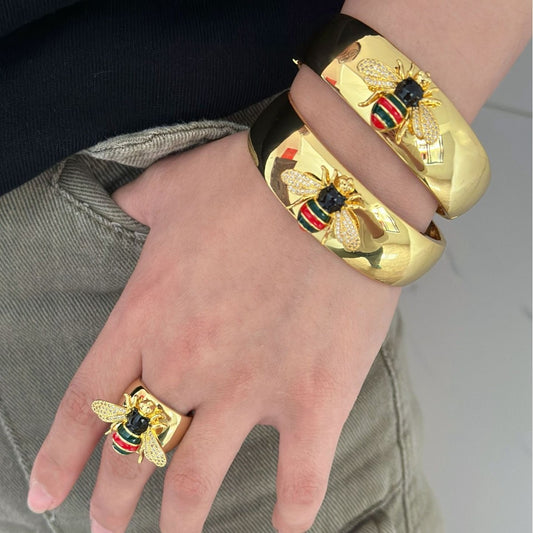 Imperial Hive™ Enamel Bee Luxe Set (Bracelet + Ring)